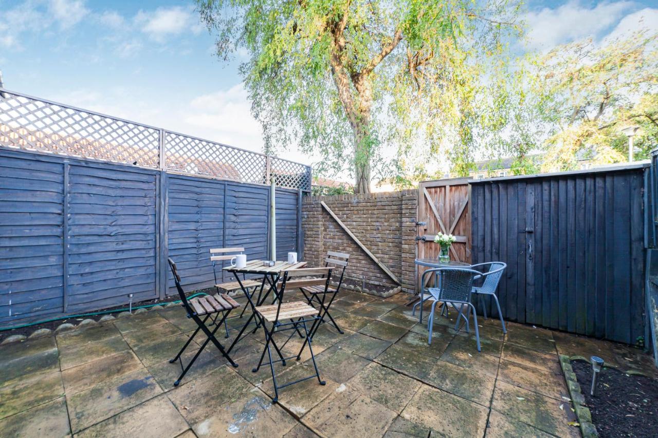 Arte Stays - 3-Bedroom Bright House London, Haggerston, Garden, Parking, 8 Min Walk To Haggerston Station, Weekly Or Monthly Stays, Serviced Accommodation - 7 Guests 外观 照片